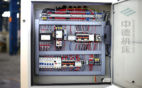 ZDS-832采用正品電氣元件，穩(wěn)定耐用壽命長.jpg